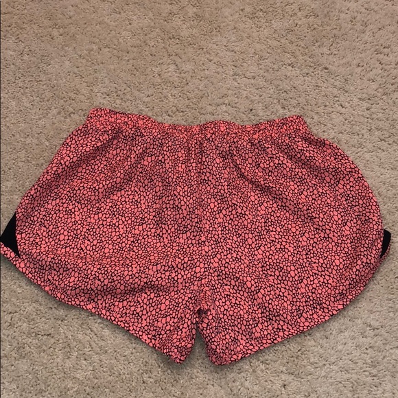 Nike Running Shorts - Picture 2 of 2